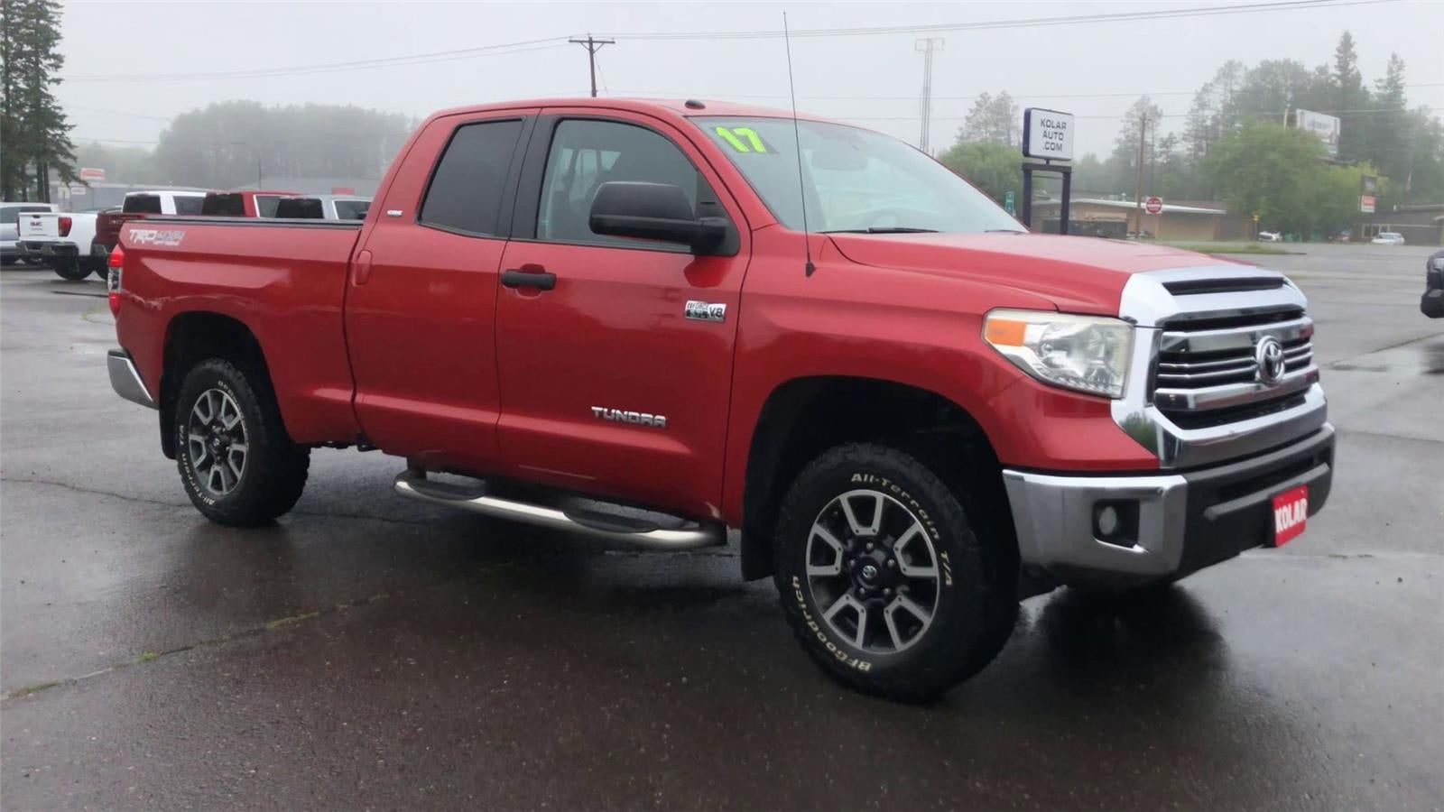 Used 2017 Toyota Tundra SR with VIN 5TFUW5F13HX661067 for sale in Hermantown, Minnesota