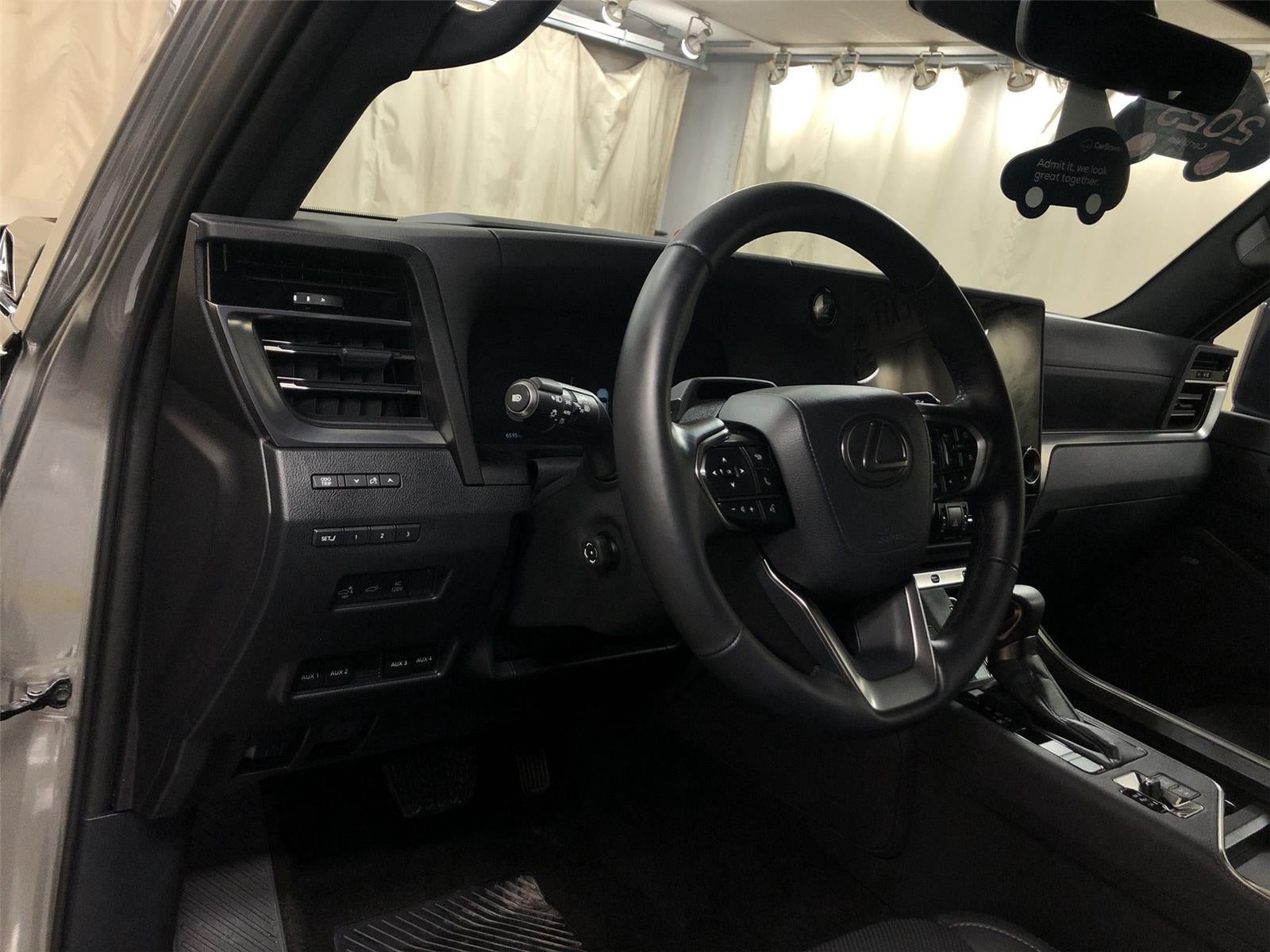 2025 Lexus GX GX 550 Premium