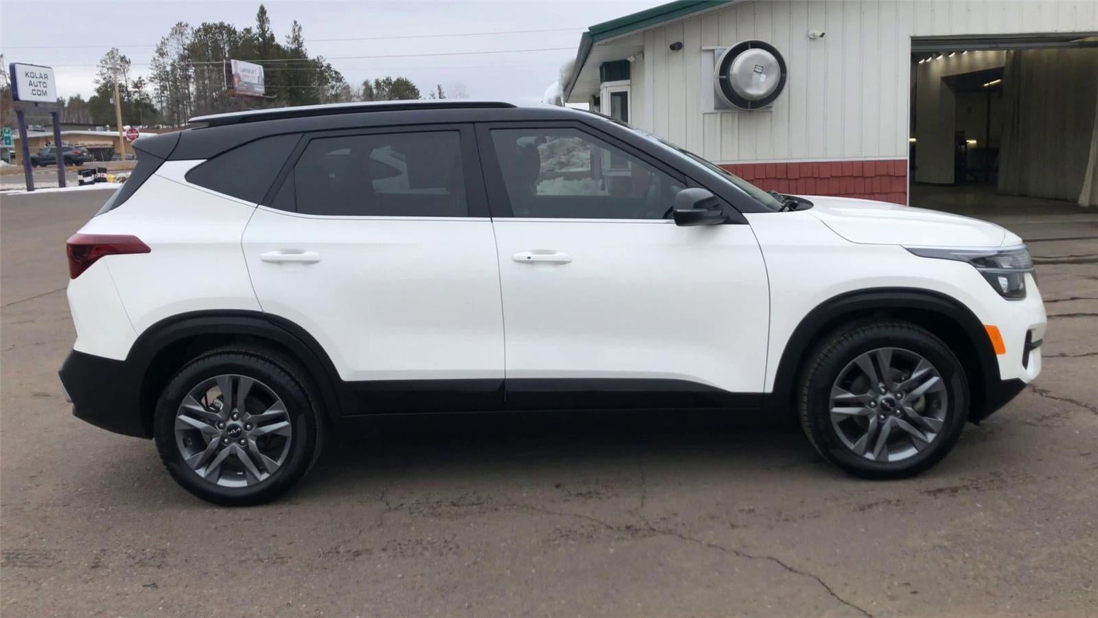 2023 Kia Seltos S